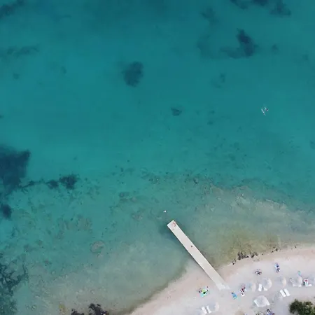 Beachfront Bliss - Vortex4bb 아파트