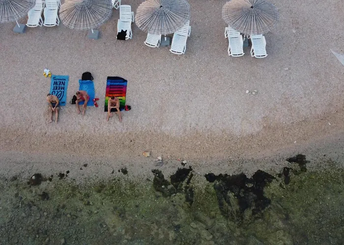 Beachfront Bliss - Vortex4bb